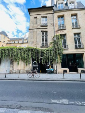 Le Marais cosy-comfy appartment